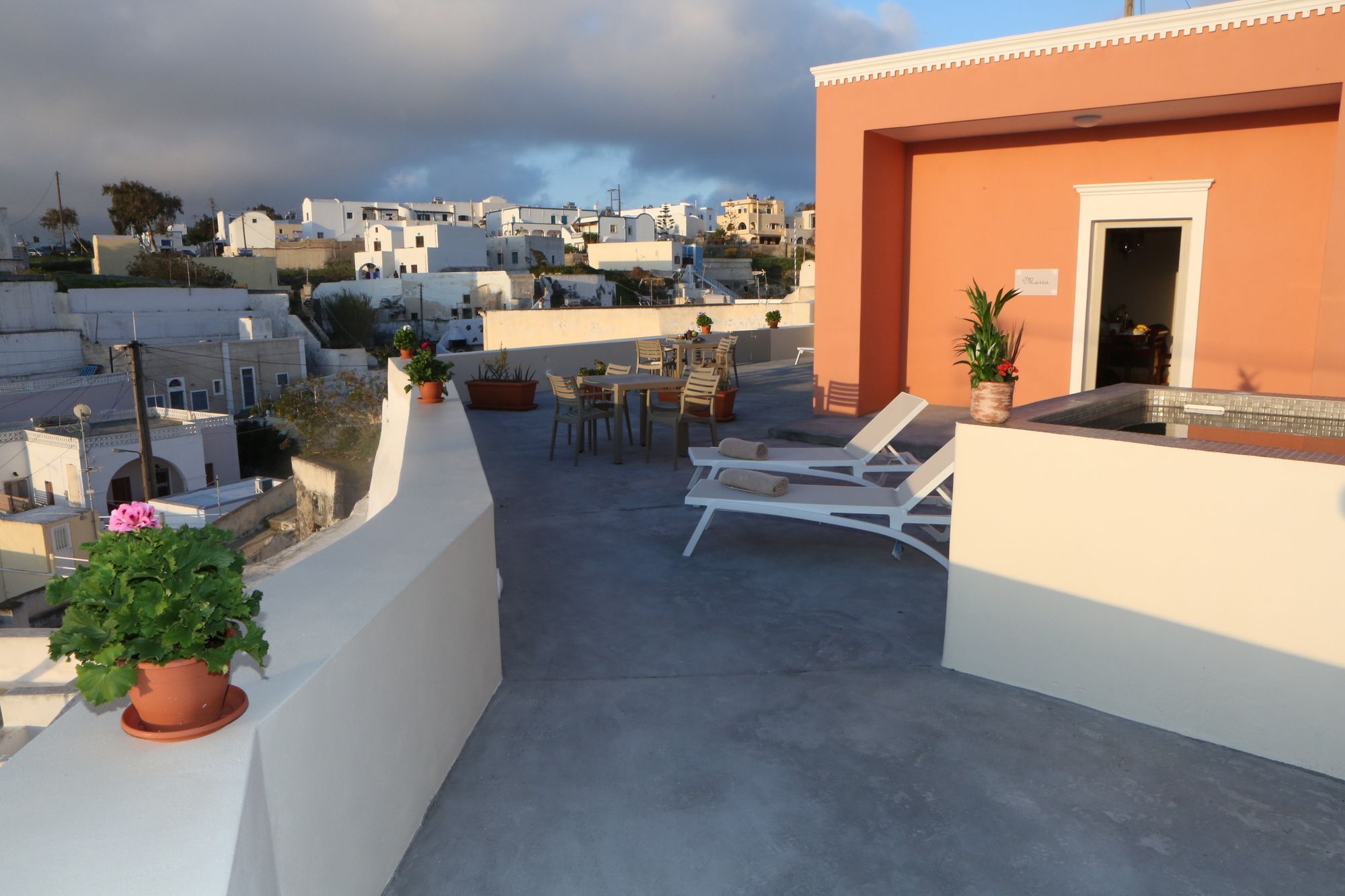 Nomikos Mansion Karterados (Santorini) Exterior foto